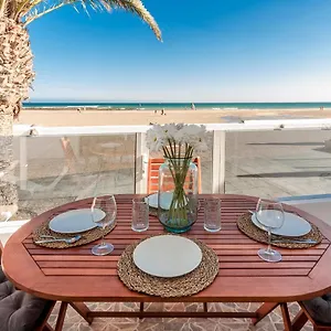 Luxury Sea Front Ii Appartement